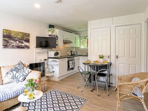 Apartment, Mountain Range, Valley, Alps, Hotel, Mountain Village