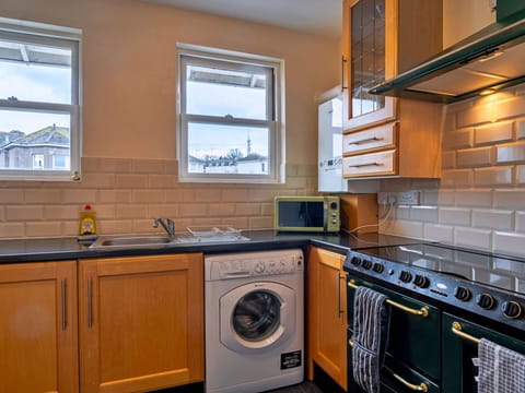 Apartment, Balcony, Shade, Marina, Hotel, Dock