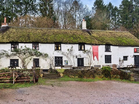 Apartment, Balcony, Shade, Marina, Hotel, Dock