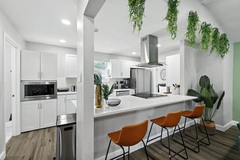 Perfect for preparing meals or gathering with friends and family, this fully equipped kitchen has everything to help you channel your culinary genius!