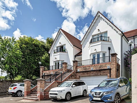 Apartment, Balcony, Shade, Marina, Hotel, Dock