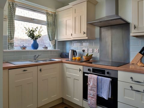 Apartment, Balcony, Shade, Marina, Hotel, Dock