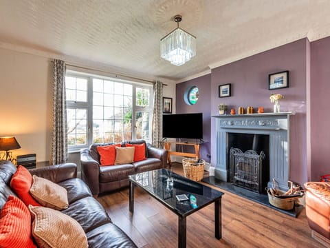 Apartment, Balcony, Shade, Marina, Hotel, Dock