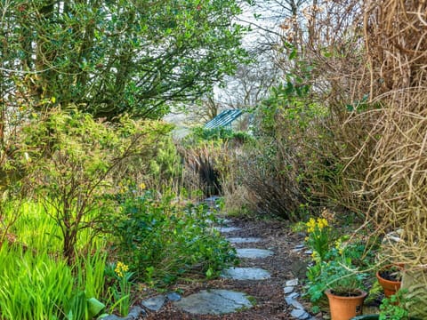 Apartment, Balcony, Shade, Marina, Hotel, Dock