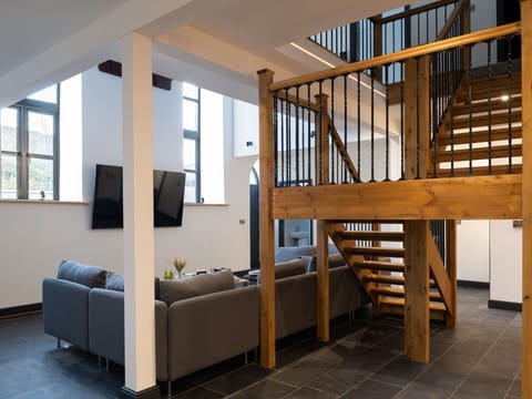 Apartment, Balcony, Shade, Marina, Hotel, Dock