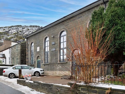 Apartment, Balcony, Shade, Marina, Hotel, Dock