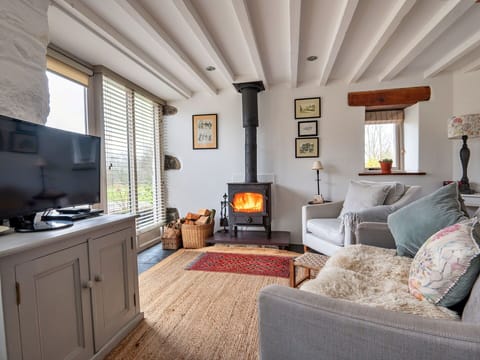 Apartment, Balcony, Shade, Marina, Hotel, Dock