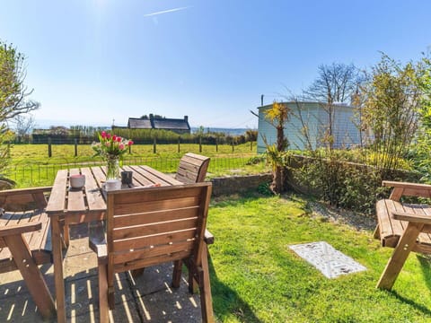 Apartment, Balcony, Shade, Marina, Hotel, Dock