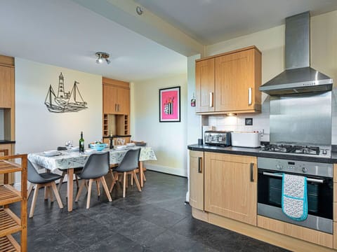 Apartment, Balcony, Shade, Marina, Hotel, Dock