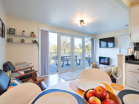 Apartment, Balcony, Shade, Marina, Hotel, Dock