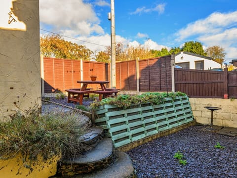 Apartment, Balcony, Shade, Marina, Hotel, Dock