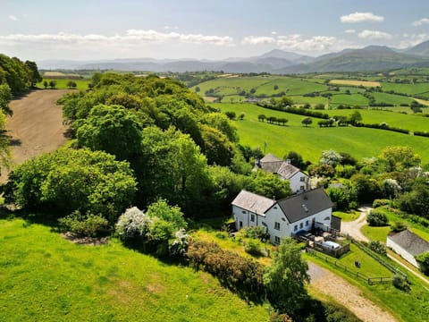 Apartment, Balcony, Shade, Marina, Hotel, Dock