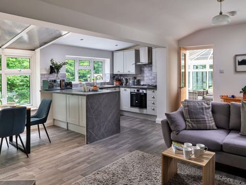 Apartment, Balcony, Shade, Marina, Hotel, Dock