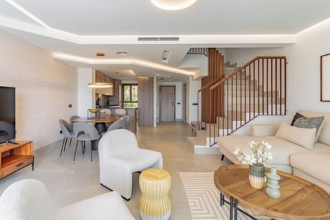 ALMAZARA HILLS Web-11