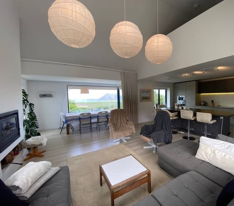 1a72efc1-376e-425e-99c6-5a58f8b6bc11