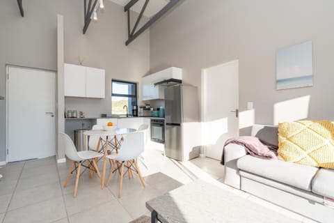 Lagoon View 86 @ Millennial Arch (2947)