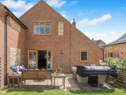 Exterior | Jasmine - The Victorian Barn, Blandford Forum