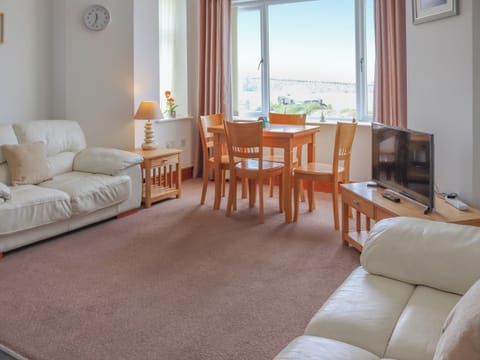 Living area | Sands - Wendon Holidays, Caernarfon