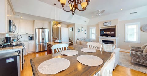 Dining space with seating for 4 for comfortable meals.