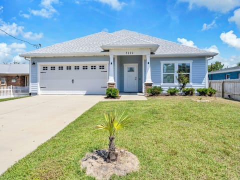 Welcome to Tropic Like It's Hot