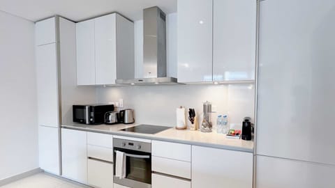 Fully-equipped Kitchen