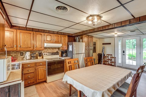 Kitchen | Cooking Basics | Drip Coffee Maker