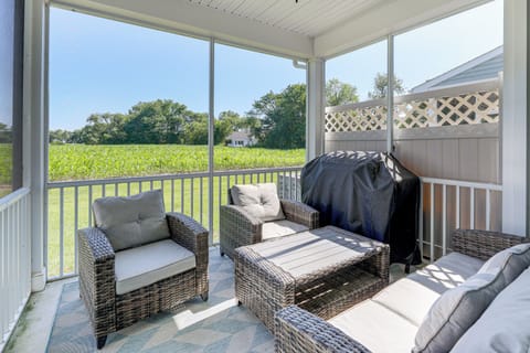 Millville Vacation Rental | 3BR | 2.5BA | 2,500 Sq Ft | Stairs Required