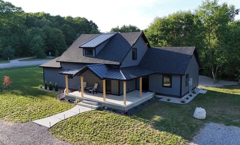 The Farmhouse at Rustic Ridge