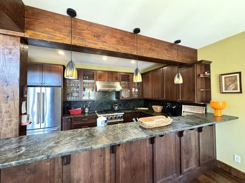 Fully equipped kitchen