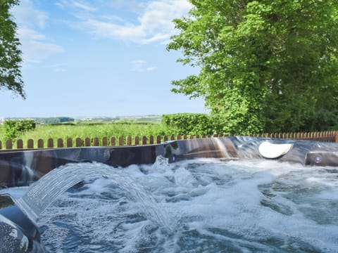 Hot tub | High Wardneuk, Monkton, near Prestwick