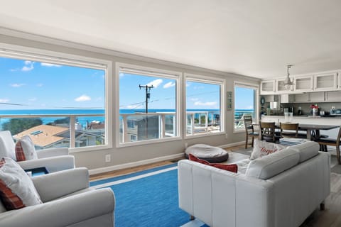 Living Area/Ocean View