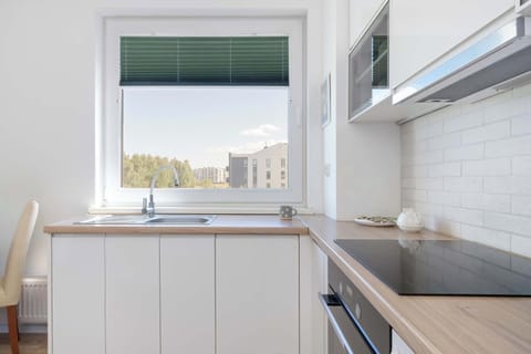 Fully equipped kitchenette.