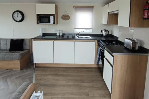 Spacious kitchen including everything you need for a homely stay