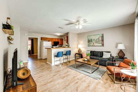 Tallahassee Vacation Rental | 3BR | 3BA | Steps to Enter | 1,600 Sq Ft