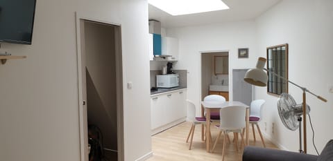 Living room - dining area - equipped kitchen