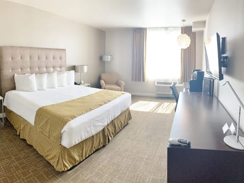 Bedroom. Interior and views may vary based on location and availability.