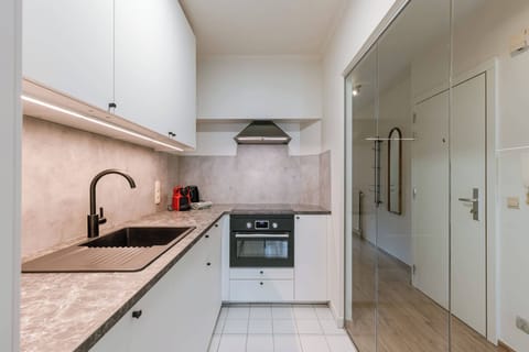 Well-equipped kitchen