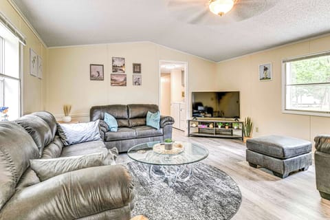 Nekoosa Vacation Rental | 3BR | 2BA | 1,200 Sq Ft | 5 Steps to Enter