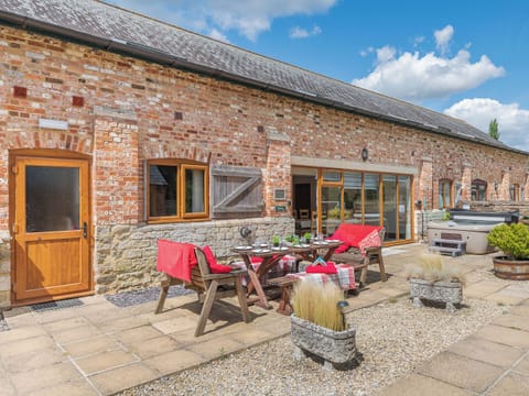 Patio | Beatrice - The Victorian Barn, Blandford Forum