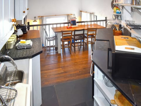 Kitchen | Manor Cottage, Ilfracombe