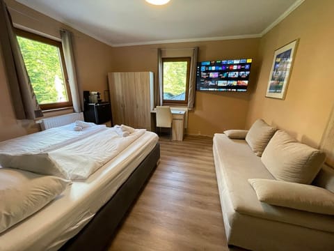 Apartment/flat, shower, WC, river view - Nockalm Cottage Apartment in Carinthia, Austria