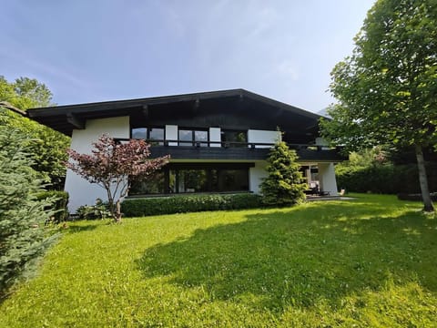 Villa Werdenberg - Holiday home, shower and bathtub, 4 or more bedrooms House in Vorarlberg, Austria