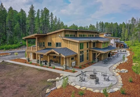 Exterior location with unencumbered views and fire pit