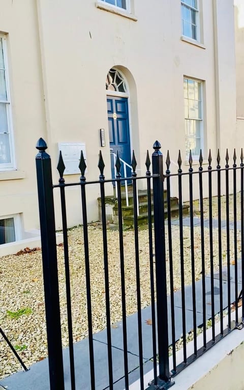 Apartment in gloucester centre