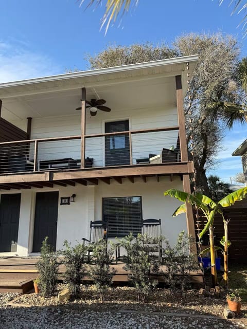 Welcome to Turtle Cove B!