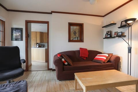 Seating area in the tv room