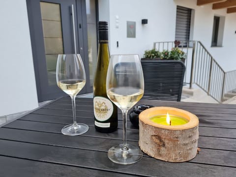 Tableware, Bottle, Drinkware, Table, Furniture, Barware, Stemware, Wine