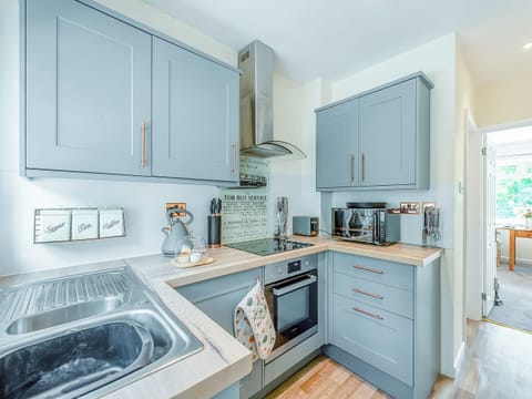Kitchen | Black Hill View, Newton Abbot
