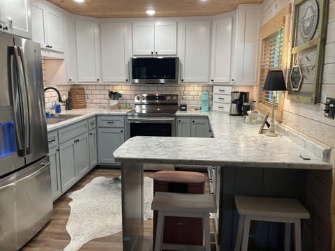 Fully equipped kitchen with everything you need to make a gourmet meal. 