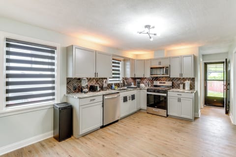 Kitchen | 1st Floor | Cooking Basics | Keurig Coffee Maker | Blender | Toaster